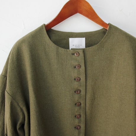 **再入荷** MAGALI マガリ　リネンウールクラシックジャケット　#カーキ、ブラック　【送料無料】