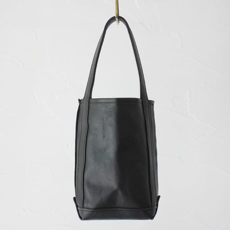 TEMBEA テンベア　GOAT LEATHER BAGUETTE TOTE MINI　#ブラック　【送料無料】