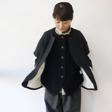 **再入荷** MAGALI マガリ　リネンウールクラシックジャケット　#カーキ、ブラック　【送料無料】