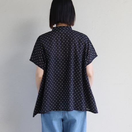 **再入荷** soil ソイル　ドットバンドカラーフレンチスリーブシャツ　#ブラック、ネイビー