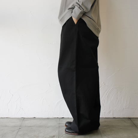 TRAVAIL MANUEL トラバイユマニュアル　ルアンチンチノベースパンツ