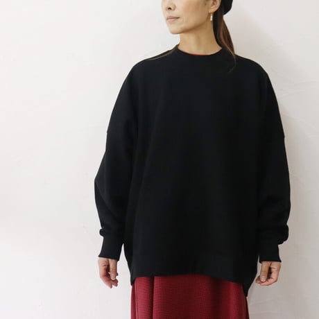TRAVAIL MANUEL トラバイユマニュアル　タイディ裏毛コクーンプルオーバー　#ブラック、サックス