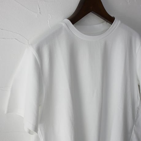 **再入荷** Linenya リネンヤ　バックギャザー半袖Tシャツ　#ホワイト、ブラック　【送料無料】