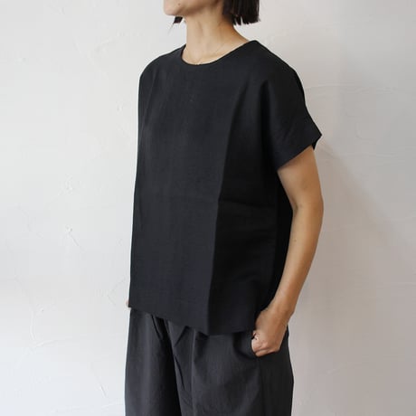 TRAVAIL MANUEL トラバイユマニュアル　ブリーズリネンフレンチブラウス　#ブラック