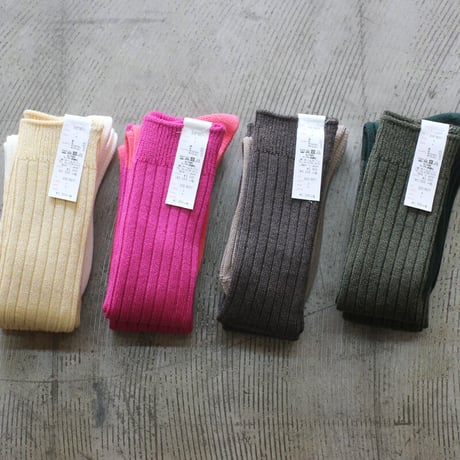 homspun ホームスパン　C/W配色リブハイソックス　#シロ、ピンク、グレージュ、ダークグリーン