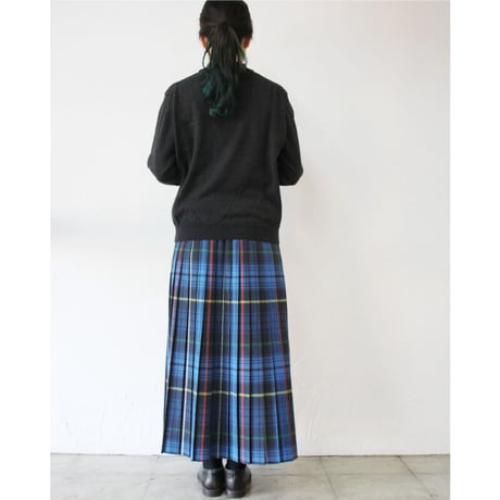 atelier naruse アトリエナルセ cotttn wool mock-neck knit　コットンウールモックネックニット　#チャコール、レッド