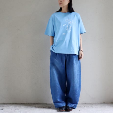 amne アンヌ　" Blåklocka " half sleeve tee　#ホワイト、ブラック、サックス