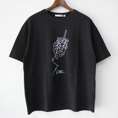 **再入荷** amne アンヌ　”kafe”　カフェ柄半袖Tシャツ　#ホワイト、ブラック