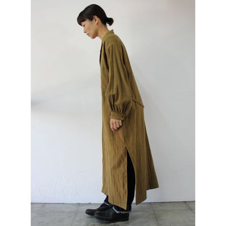 ARTE POVERA アルテポーヴェラ　コットンリネンへリンボン起毛オープンカラーワンピース　#キャラメル 【送料無料】