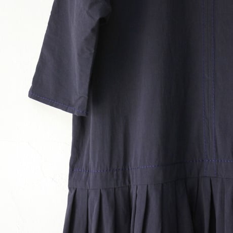 **またまた再入荷** homspun　ホームスパン　コットンラチネ八分袖タックワンピース　#アイアンブルー、ネイビー、ブラック