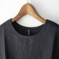 Linenya半袖スタンドカラーリネンブラウス（ブラック） 新品未使用品 またまたまた再入荷**LinenYa リネンヤ リネン半袖スタンドカラー