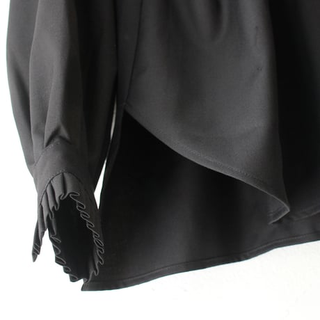 **再入荷** amne アンヌ　GABARDINE frilled blouse　ギャバジンフリルブラウス　#ブラック