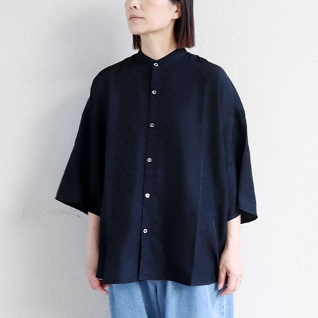 **再入荷** TRAVAIL MANUEL トラバイユマニュアル　キュプラドットバンドカラーシャツ　#ネイビー、ブラック