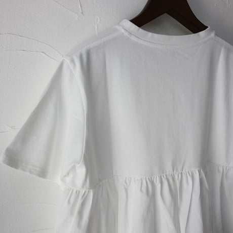 **再入荷** Linenya リネンヤ　バックギャザー半袖Tシャツ　#ホワイト、ブラック　【送料無料】
