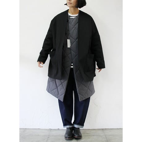 TRAVAIL MANUEL トラバイユマニュアル　コンパクトチノノーカラーBIGジャケット　#キャメル、ブラック