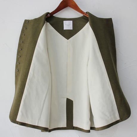 **再入荷** MAGALI マガリ　リネンウールクラシックジャケット　#カーキ、ブラック　【送料無料】