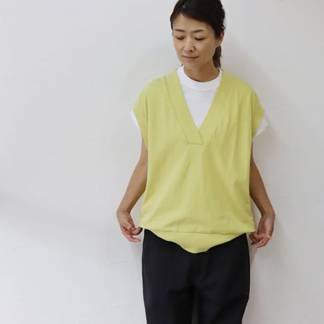 ARTE POVERA アルテポーヴェラ　製品染め16/-ムライト天竺Vネックベスト　#黒、レモン、ラベンダー