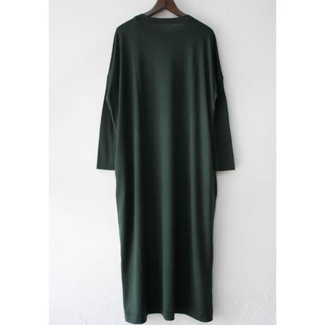 CAERULA カエルラ　ウォッシャブルウールワンピース　#ブラック、レッド、グリーン
