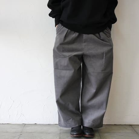 TRAVAIL MANUEL トラバイユマニュアル　コーデュロイインタックパンツ　#ミディアムグレー
