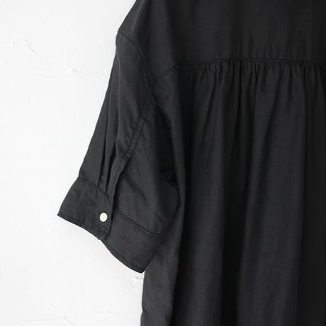 homspun ホームスパン　リネンバイオポロギャザープルオーバーブラウス　#オフ白、ブラック