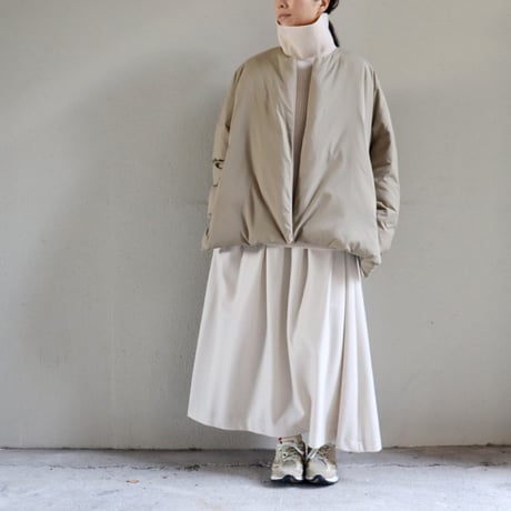 miffew ミフュー no coller over down jacket ノーカラーオーバーダウンジャケット　#black , beige , ecru