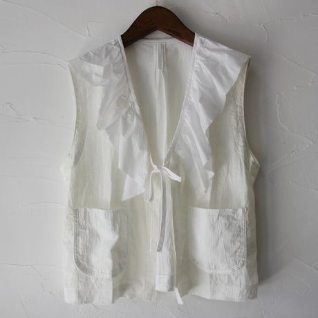 ARTE POVERA アルテポーヴェラ　リネン＆コットンMIXギャザーカラーベスト　#ブラック、ホワイト