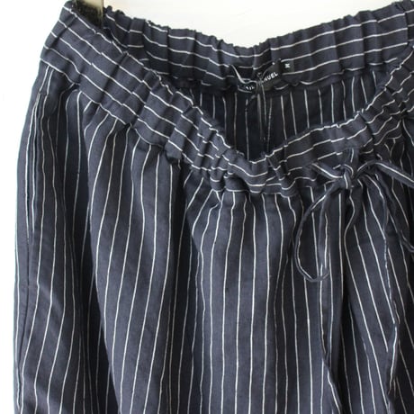 TRAVAIL MANUEL トラバイユマニュアル　リネンストライプスラントリボンパンツ　#ネイビー、グレー