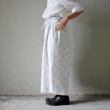 ASEEDONCLOUD アシードンクラウド companion dog print gardener pajama culotte #off white
