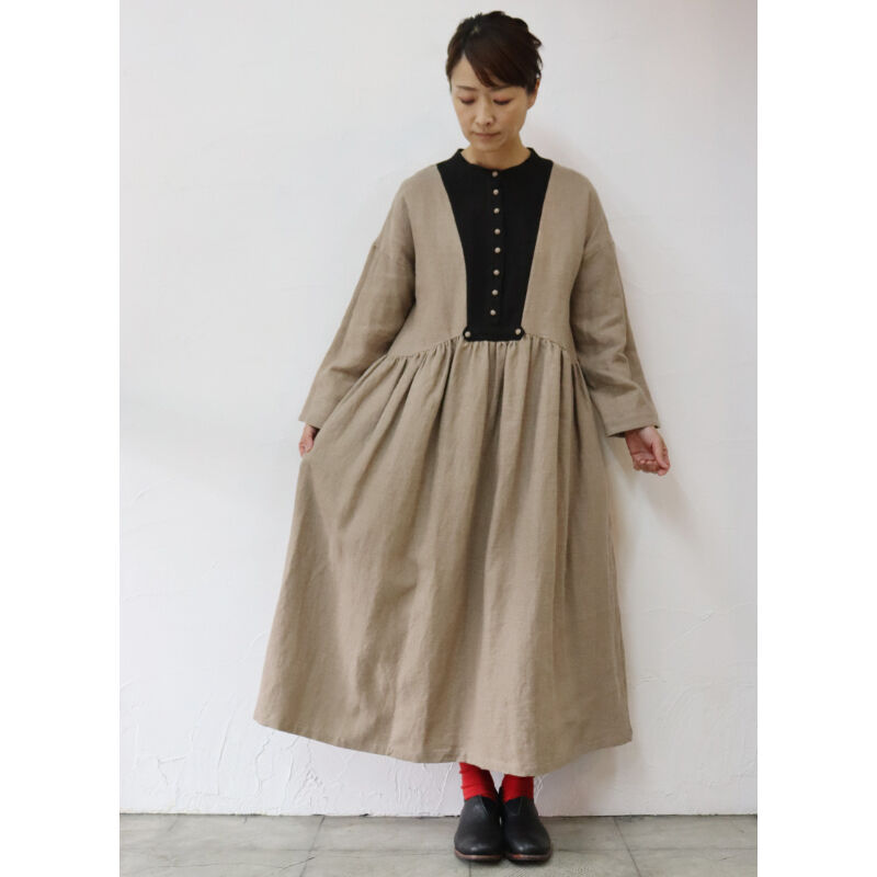 MAGALI マガリ ブラッシュドベルギーリネンギャザーワンピース