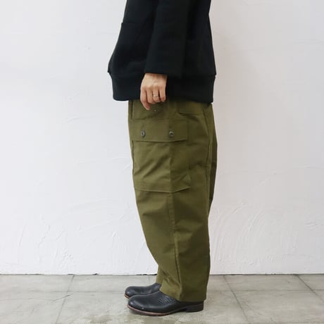 sasanqua by trees サザンカバイツリーズ　ミリタリーキャンバスセンターシームボリュームカーゴパンツ(AN-190)　＃オリーブ、ブラック