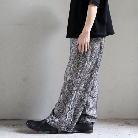 TRAVAIL MANUEL トラバイユマニュアル ボタニカルプリントサッシュワイドパンツ　#ベージュｘネイビーペイズリー
