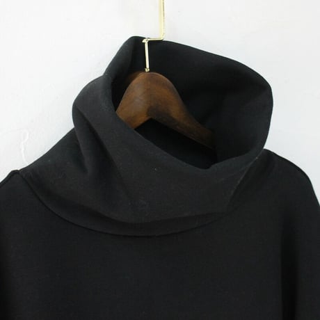 **またまた再入荷** Linenya リネンヤ　裏起毛ボリュームネックプルオーバー　#ブラック　【送料無料】