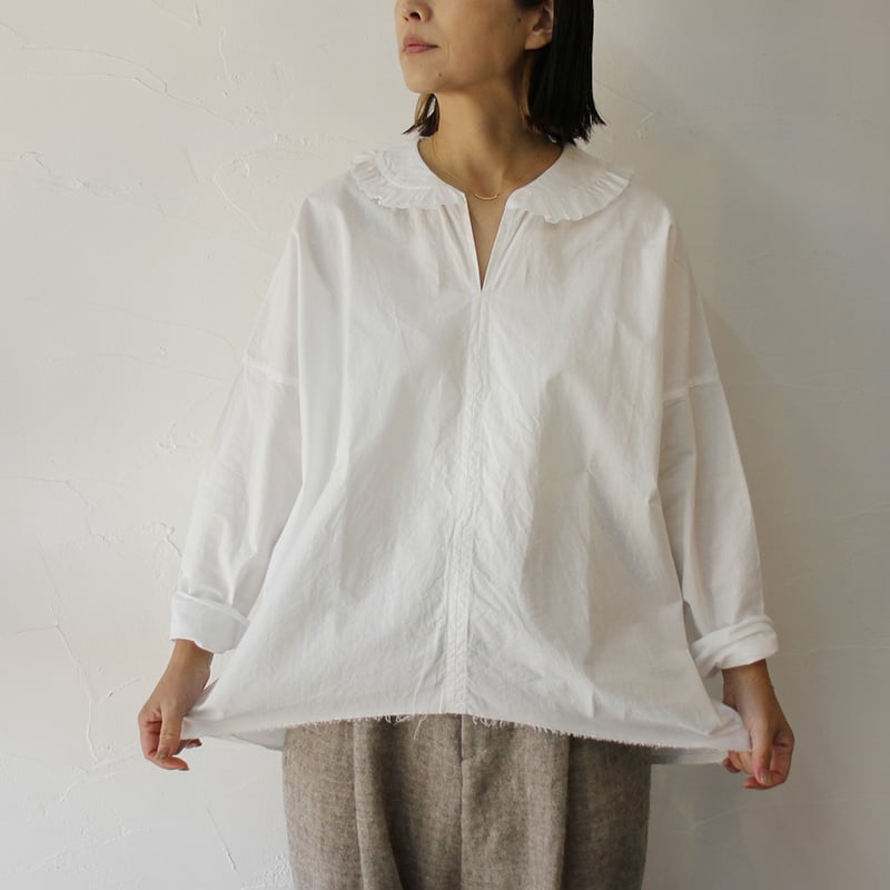 再入荷** homspun ホームスパン バルキーシーチングフリルプルオーバー