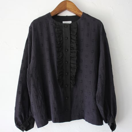 MAGALI マガリ　コットンスノードットフリルブラウス　#ホワイト、ブラック