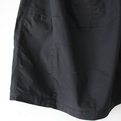 KHA:KI カーキ　STRECH OVAL SKIRT　ストレッチオーバルスカート　#カーキ、ブラック