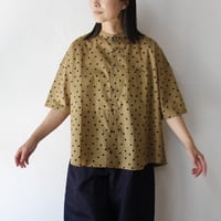 **またまたまた再入荷** Linenya リネンヤ　ロイヤルローンポルカドットバンドカラー半袖シャツ　#シナモン、サンド　【送料無料】