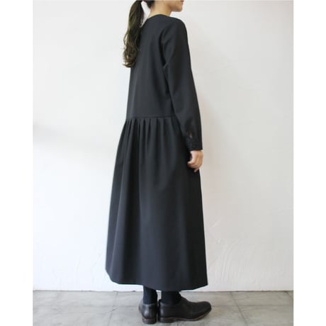 **2026年度分到着** atelier naruse アトリエナルセ kurumi button formal one-piece クルミボタンフォーマルワンピース　#ブラック
