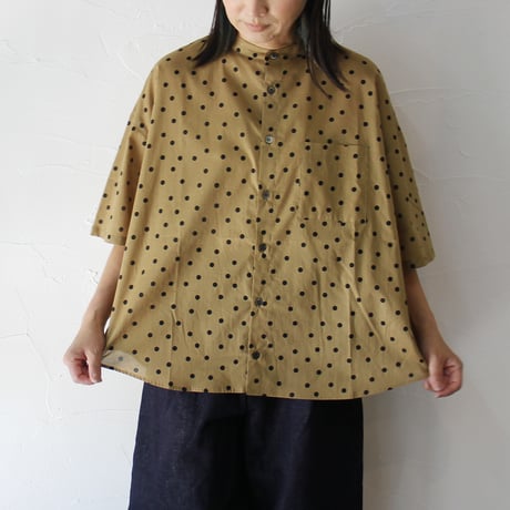**またまたまた再入荷** Linenya リネンヤ　ロイヤルローンポルカドットバンドカラー半袖シャツ　#シナモン、サンド　【送料無料】