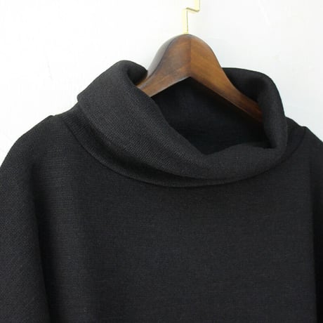**再入荷** Linenya リネンヤ　ウールボリュームネックプルオーバー　#ブラック　【送料無料】