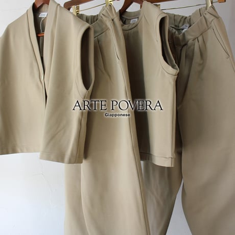 ARTE POVERA アルテポーヴェラ　ポンチ裏起毛ベスト　#ベージュ