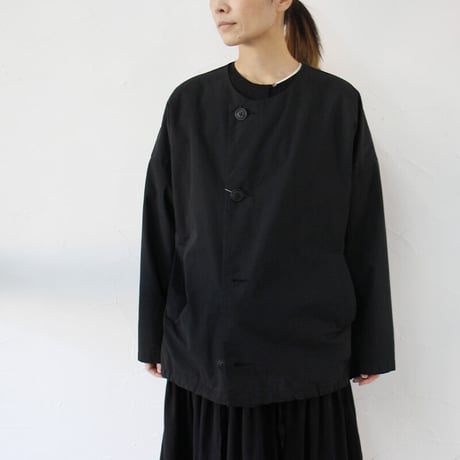 **再入荷** TRAVAIL MANUEL トラバイユマニュアル　T/Cバイオウェザーノーカラーブルゾン　#ブラック、カーキ