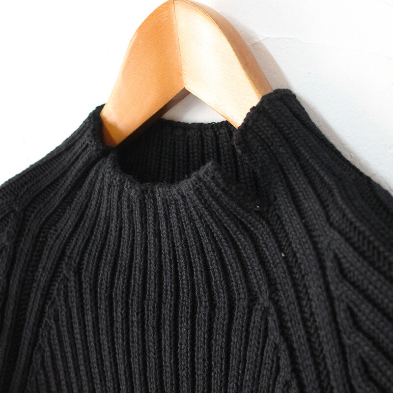 homspun ホームスパン　ラムリブハイネックプルオーバー　black 再入荷** homspun ホームスパン ラムリブハイネックプルオーバー