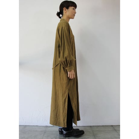 ARTE POVERA アルテポーヴェラ　コットンリネンへリンボン起毛オープンカラーワンピース　#キャラメル 【送料無料】