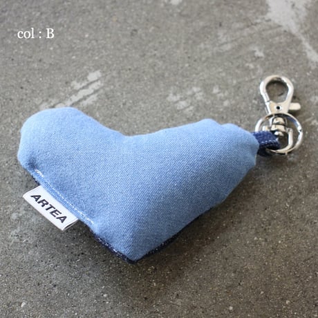 ARTE POVERA アルテポーヴェラ　デニムMIXキーホルダー　#加工デニムMIX