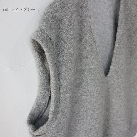 ARTE POVERA アルテポーヴェラ　リサイクルウールパイルベスト　#生成りベージュ、ライトグレー
