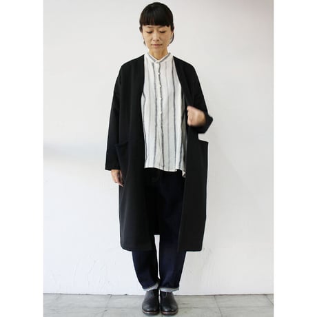 TRAVAIL MANUEL トラバイユマニュアル　クッションダンボールエアコート　♯モカ、チャコール、ブラック　【送料無料】