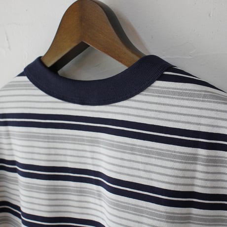 TRAVAIL MANUEL トラバイユマニュアル　オーガニックボーダースリットTシャツ　#オフ白、ネイビー
