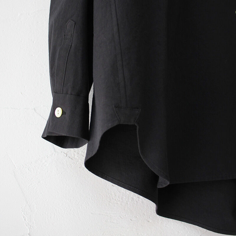SUSURI ススリ ヘムレンシャツ #greenish black , off white