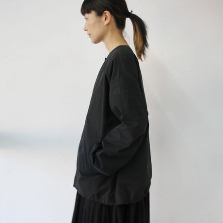 **再入荷** TRAVAIL MANUEL トラバイユマニュアル　T/Cバイオウェザーノーカラーブルゾン　#ブラック、カーキ