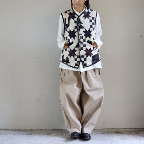 ASEEDONCLOUD アシードンクラウド　Map quilt print Reversible uniform vest #off white 【送料無料】